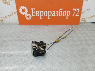 Запчасть замок двери передний левый Toyota Camry