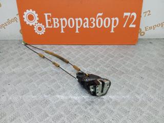 Запчасть замок двери задний правый Toyota Camry