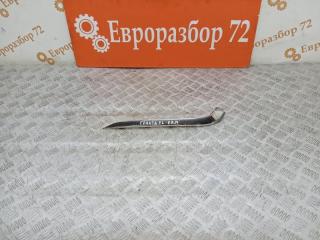 Запчасть молдинг бампера передний правый Лада Гранта