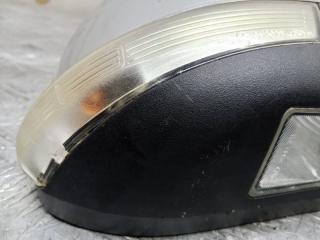 Зеркало правое Focus 3 CB8