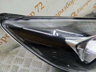 Фара передняя правая Focus 3 CB8