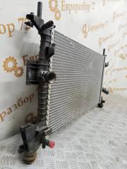 Радиатор охлаждения двигателя Ford Focus 3 CB8