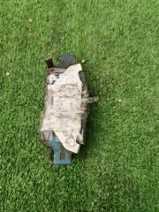 Тормозные колодки задние левые TOYOTA NOAH 2005