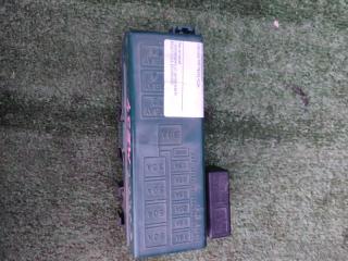 Запчасть блок предохранителей Chevrolet MW