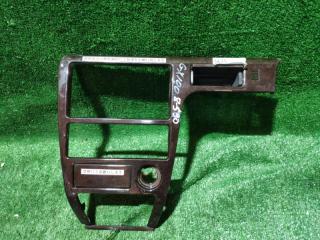 Рамка магнитофона TOYOTA MARK II