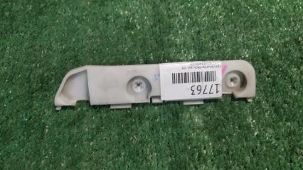 Запчасть крепление бампера заднее левое TOYOTA HIACE