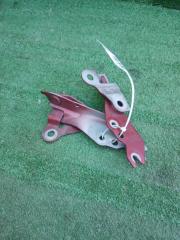 Фото запчасти петля капота MAZDA TRIBUTE 2004 контрактная запчасть Запчасть петля капота MAZDA TRIBUTE 2004