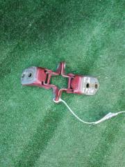 Фото запчасти петля двери передняя правая MAZDA TRIBUTE 2004 контрактная запчасть Запчасть петля двери передняя правая MAZDA TRIBUTE 2004