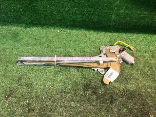 Фото запчасти стеклоподъемник передний левый TOYOTA HIACE REGIUS контрактная запчасть Запчасть стеклоподъемник передний левый TOYOTA HIACE REGIUS