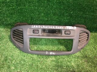 Рамка магнитофона TOYOTA GRANVIA