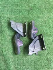 Запчасть петля капота MITSUBISHI GRANDIS 2006