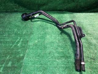 Горловина топливного бака NISSAN SERENA