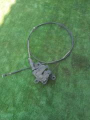 Запчасть замок капота SUBARU FORESTER 2005