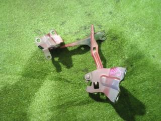 Запчасть петля капота MAZDA AXELA