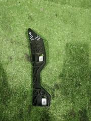 Запчасть крепление бампера заднее правое MITSUBISHI COLT