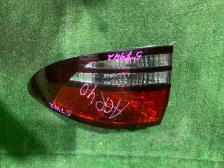 Фото запчасти стоп-сигнал правый TOYOTA ESTIMA контрактная запчасть Запчасть стоп-сигнал правый TOYOTA ESTIMA