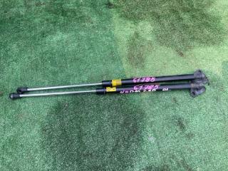 Запчасть амортизатор задней двери TOYOTA AQUA 2013