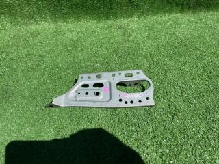 Крепление магнитофона TOYOTA MARK II контрактная Крепление магнитофона TOYOTA MARK II