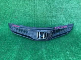 Решетка радиатора HONDA FIT