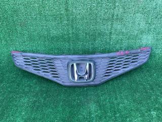 Решетка радиатора HONDA FIT