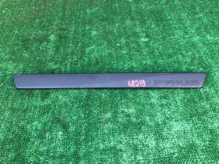 Запчасть накладка на порог передняя левая TOYOTA PRIUS