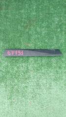 Запчасть накладка на порог задняя правая TOYOTA PRIUS