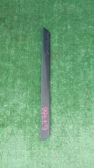 Запчасть накладка на порог передняя левая TOYOTA PRIUS