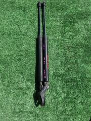 Амортизатор багажника NISSAN TIIDA