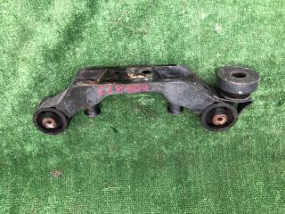 Крепление редуктора TOYOTA COROLLA FIELDER