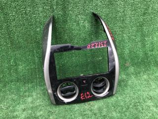 Рамка магнитофона NISSAN NOTE