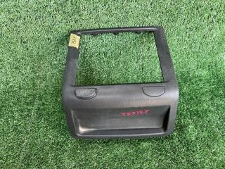 Рамка магнитофона NISSAN AD