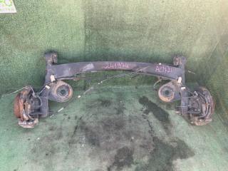 Балка со ступицами задняя TOYOTA IPSUM