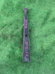 Запчасть рычаг передний правый SUBARU LEGACY