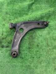 Запчасть рычаг передний правый TOYOTA AQUA