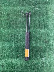 Фото запчасти амортизатор капота NISSAN CEFIRO контрактная запчасть Запчасть амортизатор капота NISSAN CEFIRO