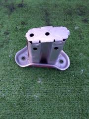 Планка телевизора задняя правая TOYOTA VITZ