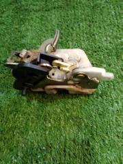 Запчасть замок двери задний правый MITSUBISHI DIAMANTE