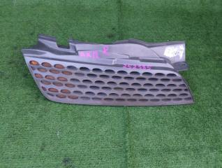 Решетка радиатора правая NISSAN MARCH