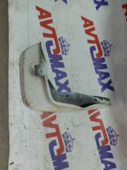 Запчасть брызговик передний правый Honda AIRWAVE