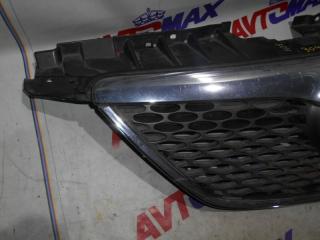Решетка радиатора MPV LW3W