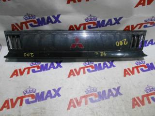 Фото запчасти решетка радиатора Mitsubishi DELICA контрактная запчасть Запчасть решетка радиатора Mitsubishi DELICA