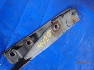 Крепление капота OTTI H81W 4A30