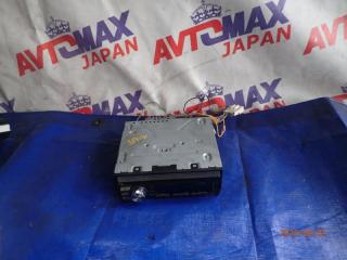 Магнитофон Nissan Serena