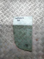 Стекло глухое заднее правое Renault Sandero 2013