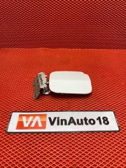 Лючок бензобака Renault Duster 2012