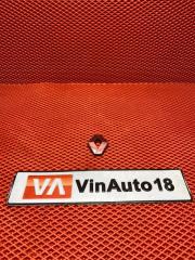 Эмблема задняя Renault Logan 2010