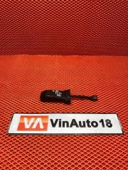 Фото запчасти ограничитель двери передний правый Skoda Octavia 2016 Б/У запчасть Запчасть ограничитель двери передний правый Skoda Octavia 2016