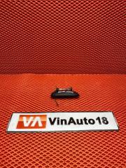 Запчасть ручка двери наружная передняя правая Renault Logan 2011