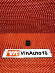 Запчасть блок управления стеклоподъемниками передний левый Renault Sandero Stepway 2019