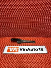 Запчасть опора двигателя задняя Volkswagen Tiguan 2010